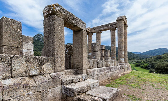 Guides conférenciers SARDAIGNE, VOYAGES CULTURELS, EXCURSIONS GUIDÉES, RANDONNÉES, ATELIER CUISINE, STAGES DE CUISINE, VISITES AVEC GUIDE PROFESSIONNEL, CIRCUITS DE SARDAIGNE, SÉJOUR LINGUISTIQUE D'ITALIEN, ITINERAIRES SUR MESURE