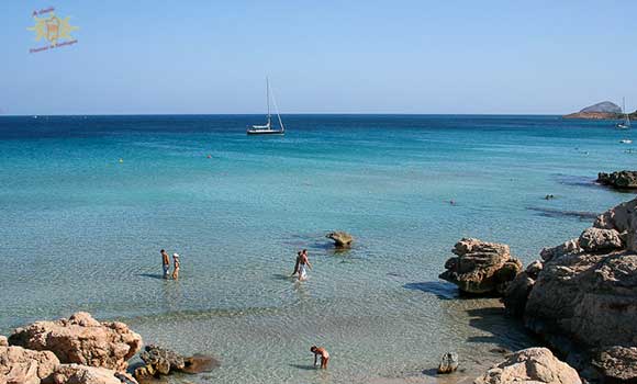 Guides conférenciers SARDAIGNE, VOYAGES CULTURELS, EXCURSIONS GUIDÉES, RANDONNÉES, ATELIER CUISINE, STAGES DE CUISINE, VISITES AVEC GUIDE PROFESSIONNEL, CIRCUITS DE SARDAIGNE, SÉJOUR LINGUISTIQUE D'ITALIEN, ITINERAIRES SUR MESURE