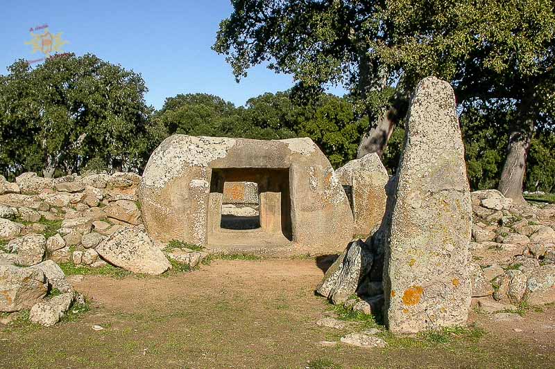 Guides conférenciers SARDAIGNE, VOYAGES CULTURELS, EXCURSIONS GUIDÉES, RANDONNÉES, ATELIER CUISINE, STAGES DE CUISINE, VISITES AVEC GUIDE PROFESSIONNEL, CIRCUITS DE SARDAIGNE, SÉJOUR LINGUISTIQUE D'ITALIEN, ITINERAIRES SUR MESURE