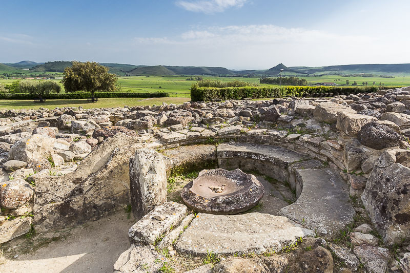 Guides conférenciers SARDAIGNE, VOYAGES CULTURELS, EXCURSIONS GUIDÉES, RANDONNÉES, ATELIER CUISINE, STAGES DE CUISINE, VISITES AVEC GUIDE PROFESSIONNEL, CIRCUITS DE SARDAIGNE, SÉJOUR LINGUISTIQUE D'ITALIEN, ITINERAIRES SUR MESURE