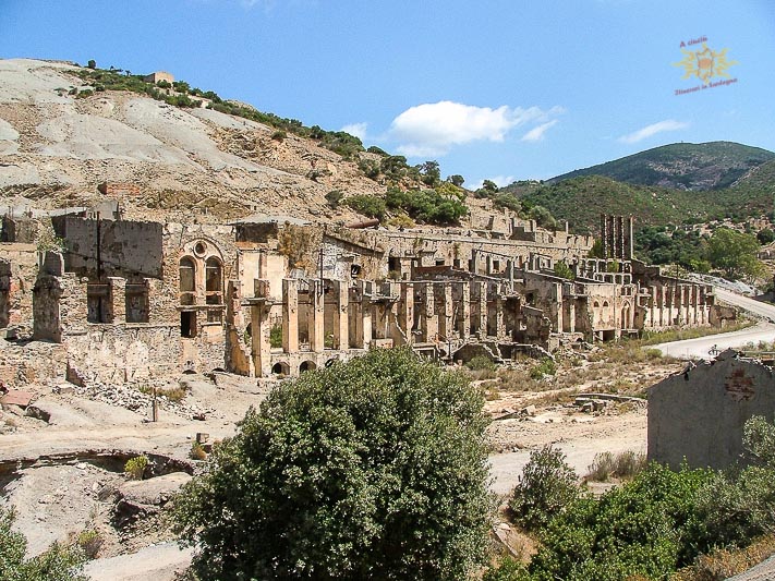 Guides conférenciers SARDAIGNE, VOYAGES CULTURELS, EXCURSIONS GUIDÉES, RANDONNÉES, ATELIER CUISINE, STAGES DE CUISINE, VISITES AVEC GUIDE PROFESSIONNEL, CIRCUITS DE SARDAIGNE, SÉJOUR LINGUISTIQUE D'ITALIEN, ITINERAIRES SUR MESURE