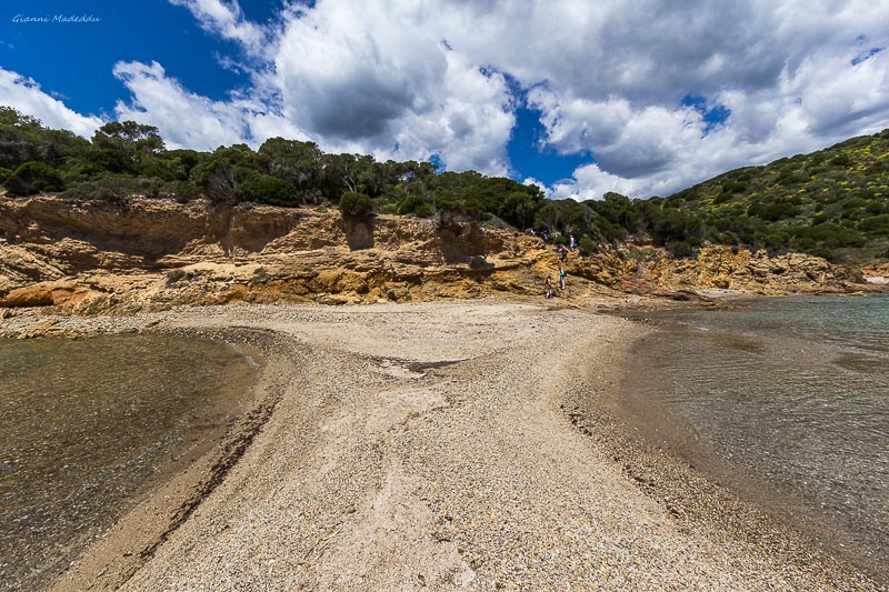 Guides conférenciers SARDAIGNE, VOYAGES CULTURELS, EXCURSIONS GUIDÉES, RANDONNÉES, ATELIER CUISINE, STAGES DE CUISINE, VISITES AVEC GUIDE PROFESSIONNEL, CIRCUITS DE SARDAIGNE, SÉJOUR LINGUISTIQUE D'ITALIEN, ITINERAIRES SUR MESURE