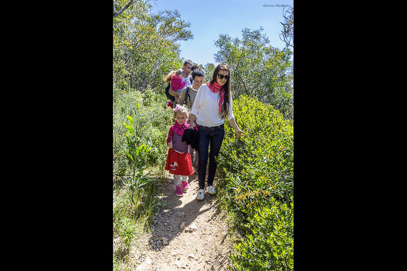 Guides conférenciers SARDAIGNE, VOYAGES CULTURELS, EXCURSIONS GUIDÉES, RANDONNÉES, ATELIER CUISINE, STAGES DE CUISINE, VISITES AVEC GUIDE PROFESSIONNEL, CIRCUITS DE SARDAIGNE, SÉJOUR LINGUISTIQUE D'ITALIEN, ITINERAIRES SUR MESURE