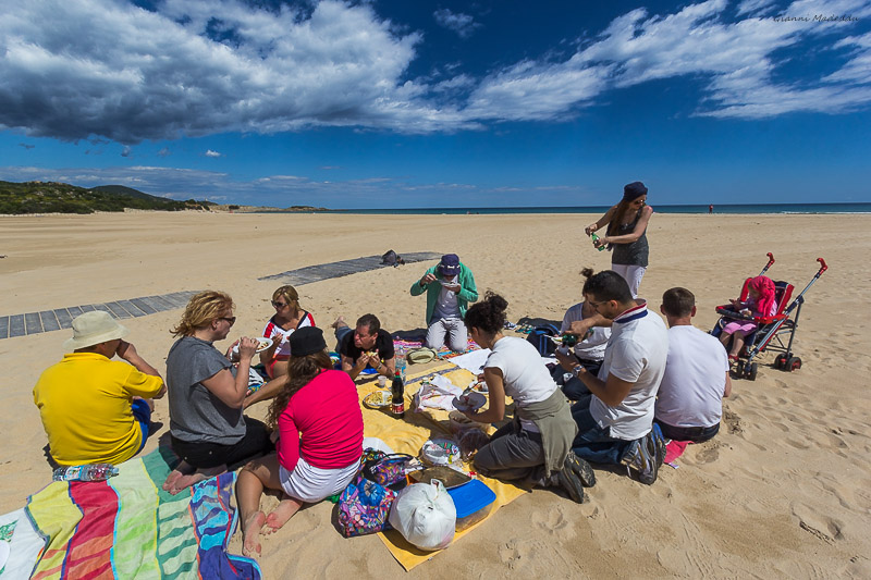 Guides conférenciers SARDAIGNE, VOYAGES CULTURELS, EXCURSIONS GUIDÉES, RANDONNÉES, ATELIER CUISINE, STAGES DE CUISINE, VISITES AVEC GUIDE PROFESSIONNEL, CIRCUITS DE SARDAIGNE, SÉJOUR LINGUISTIQUE D'ITALIEN, ITINERAIRES SUR MESURE