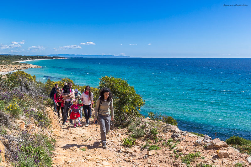 Guides conférenciers SARDAIGNE, VOYAGES CULTURELS, EXCURSIONS GUIDÉES, RANDONNÉES, ATELIER CUISINE, STAGES DE CUISINE, VISITES AVEC GUIDE PROFESSIONNEL, CIRCUITS DE SARDAIGNE, SÉJOUR LINGUISTIQUE D'ITALIEN, ITINERAIRES SUR MESURE