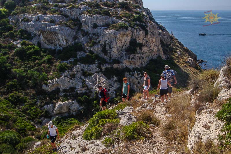 Guides conférenciers SARDAIGNE, VOYAGES CULTURELS, EXCURSIONS GUIDÉES, RANDONNÉES, ATELIER CUISINE, STAGES DE CUISINE, VISITES AVEC GUIDE PROFESSIONNEL, CIRCUITS DE SARDAIGNE, SÉJOUR LINGUISTIQUE D'ITALIEN, ITINERAIRES SUR MESURE