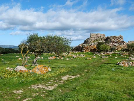 Guides conférenciers SARDAIGNE, VOYAGES CULTURELS, EXCURSIONS GUIDÉES, RANDONNÉES, ATELIER CUISINE, STAGES DE CUISINE, VISITES AVEC GUIDE PROFESSIONNEL, CIRCUITS DE SARDAIGNE, SÉJOUR LINGUISTIQUE D'ITALIEN, ITINERAIRES SUR MESURE